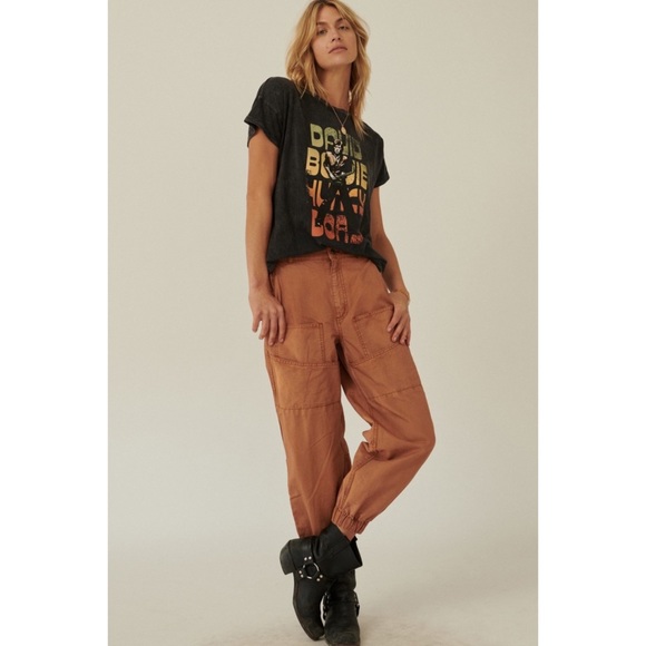 SOLD OUT - Picture 4 of 8